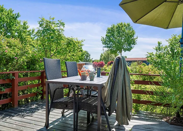 Дом отдыха Authentic And Charming Seaside Within Walking Distance To Грена