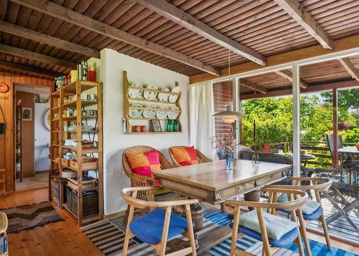 Authentic And Charming Seaside Within Walking Distance To Дом отдыха *