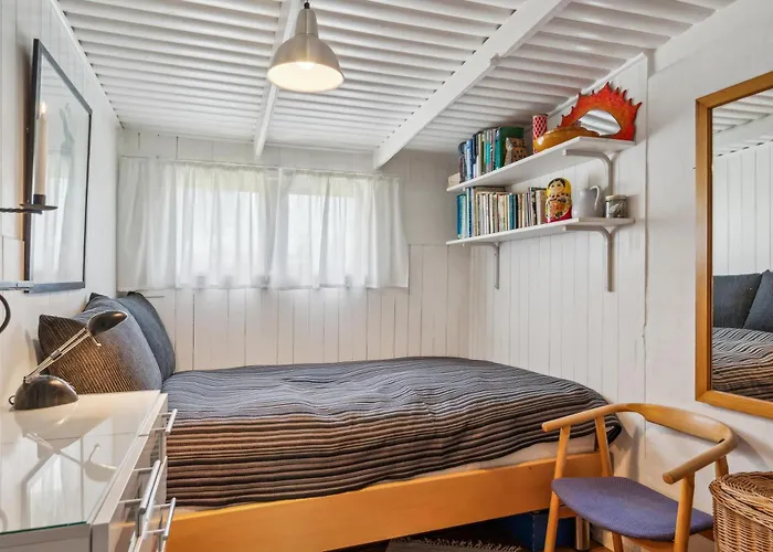 Authentic And Charming Seaside Within Walking Distance To * Грена